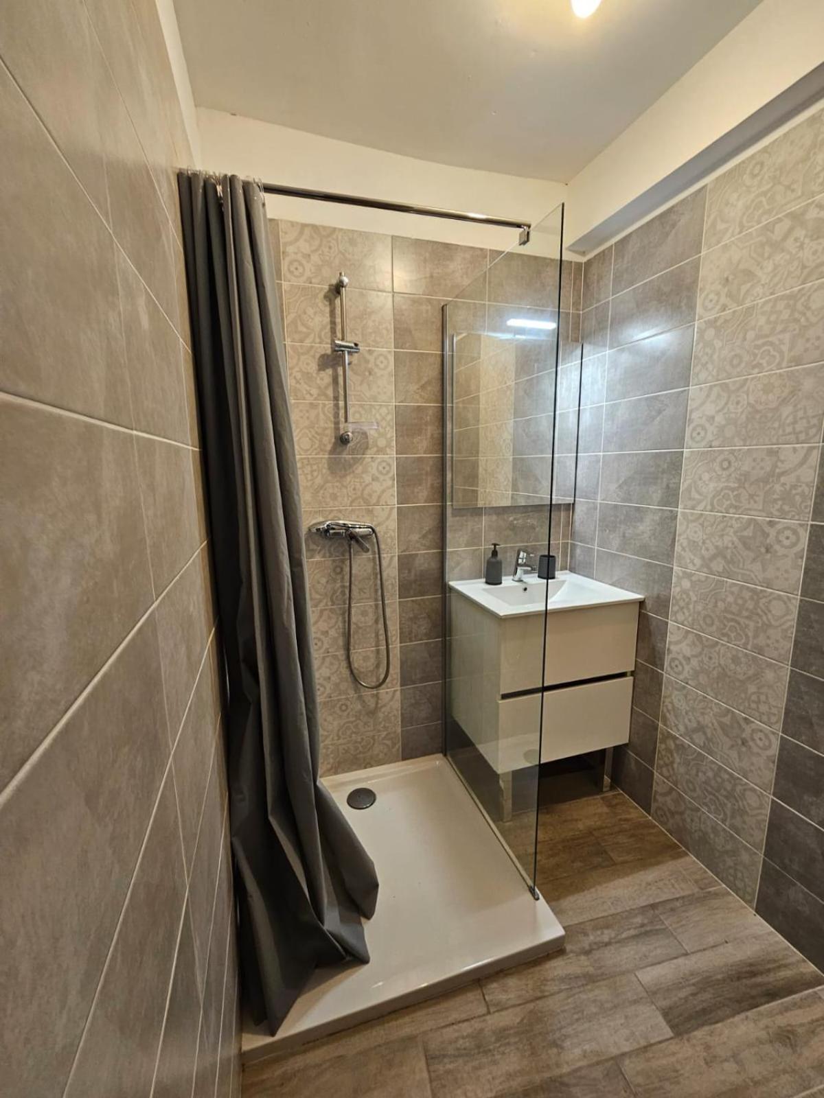 Atlas - Maya Appartement Béziers Buitenkant foto